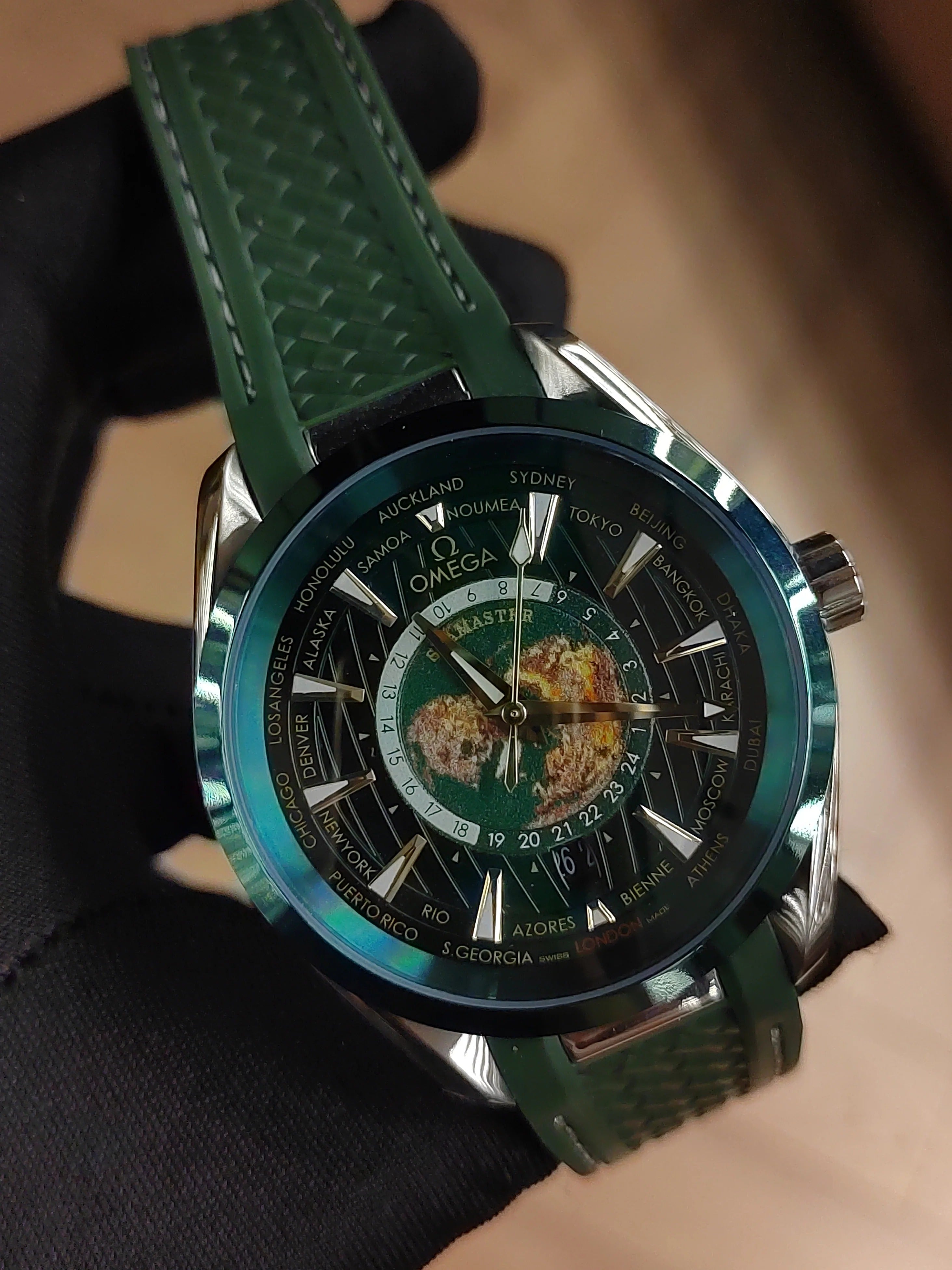 Omega Sea Master Rapper green men's watch