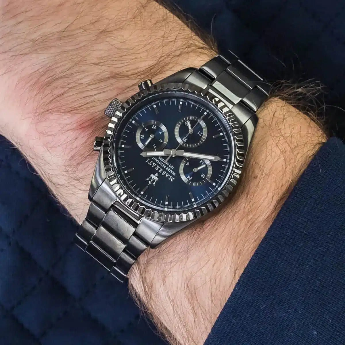 Men's Analog Stainless Steel Clasp Round Wrist Watch R8853100019