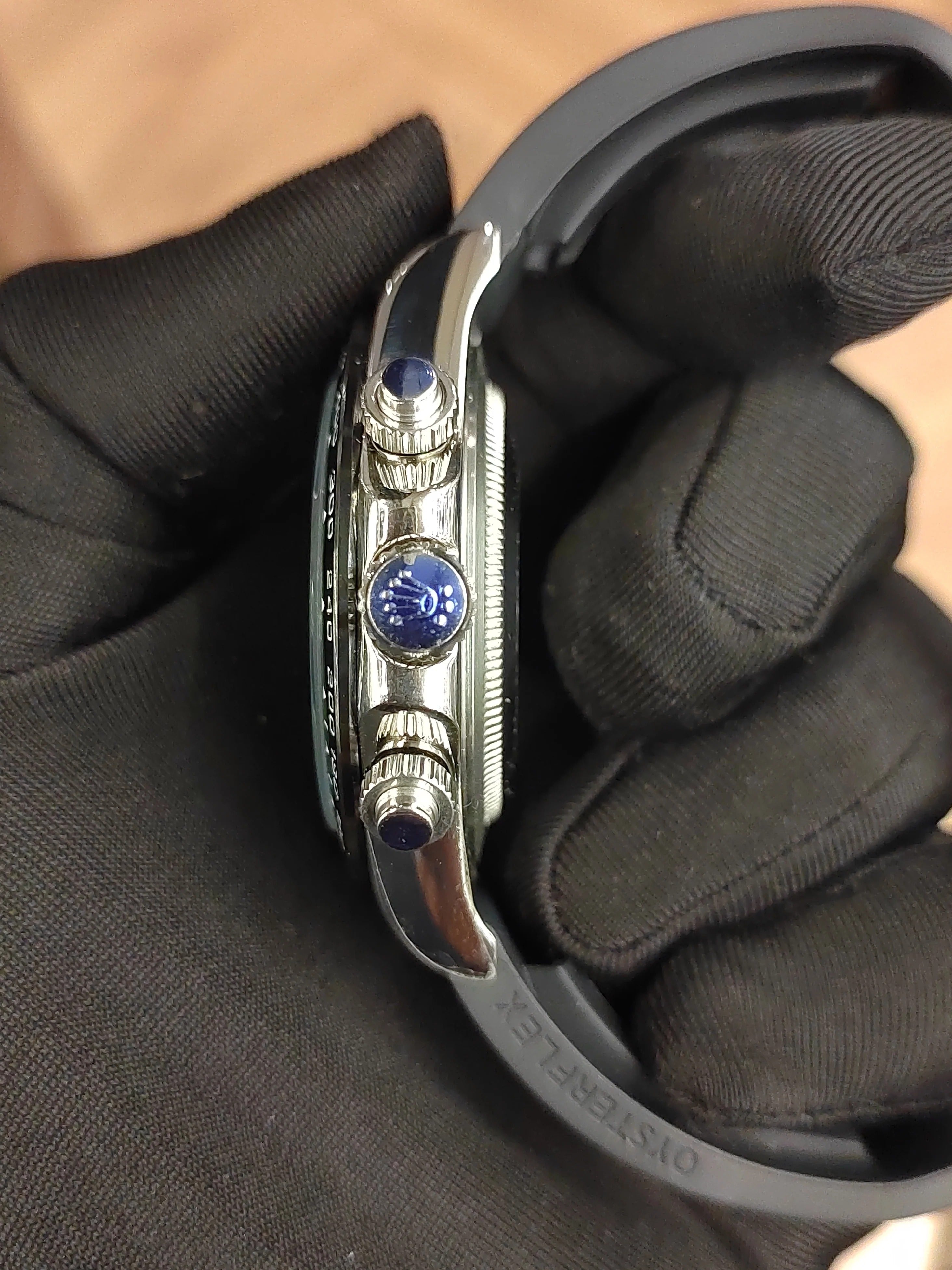 ROLEX OYSTER PERPETUAL SUPERLATIVE CHRONOMETER